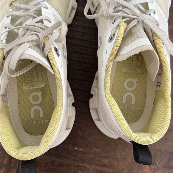 On Cloud Women's Running Shoes White Yellow Shift Vapor US Sz 8 - Picture 6 of 11